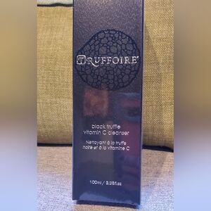 Truffoire Black Truffle Vitamin C Cleaner